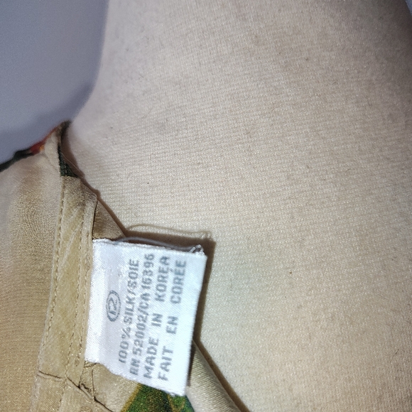 Silk Roses Blouse - Picture 6 of 7